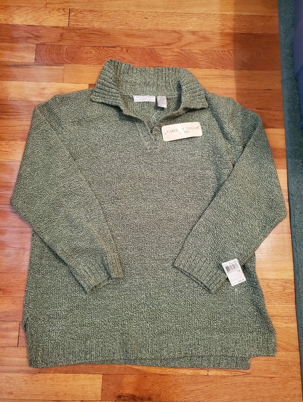 Carolyn Taylor Olive Green Sweater - New with Tags